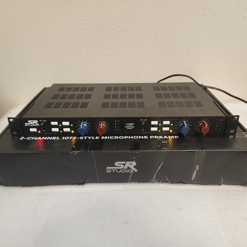 Studio channel 1073 - studio, 2-channel